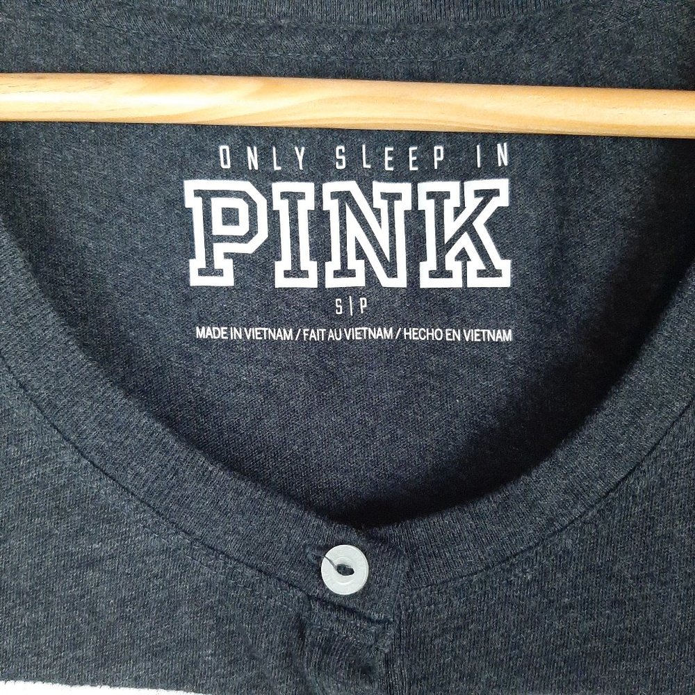 PINK by Victoria Secret Sleep Shirt Colorblock Gray White Small - Picture 6 of 10